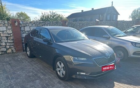 Skoda Superb III рестайлинг, 2018 год, 2 000 000 рублей, 1 фотография