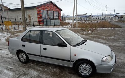 Suzuki Swift II, 2001 год, 235 000 рублей, 1 фотография