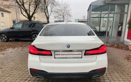BMW 5 серия, 2022 год, 4 485 000 рублей, 3 фотография