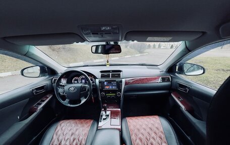 Toyota Camry, 2014 год, 1 399 000 рублей, 8 фотография