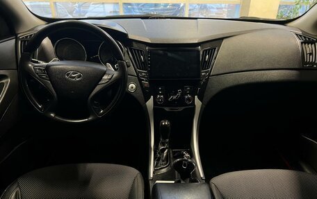 Hyundai Sonata VI, 2010 год, 1 200 000 рублей, 8 фотография