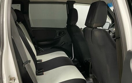 Chevrolet Niva I рестайлинг, 2017 год, 770 000 рублей, 10 фотография