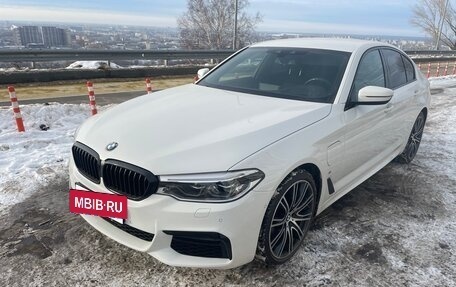 BMW 5 серия, 2019 год, 4 600 000 рублей, 2 фотография