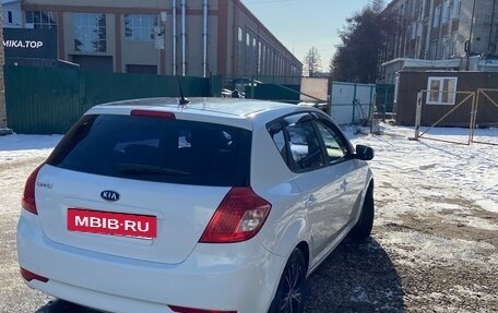 KIA cee'd I рестайлинг, 2011 год, 820 000 рублей, 10 фотография