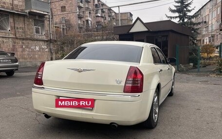 Chrysler 300C II, 2004 год, 1 450 000 рублей, 4 фотография