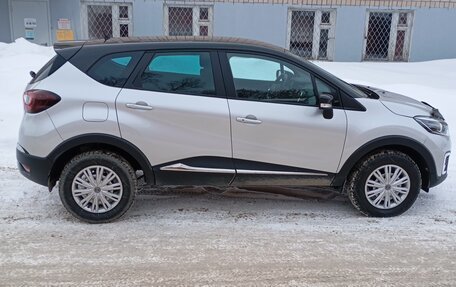 Renault Kaptur I рестайлинг, 2019 год, 1 630 000 рублей, 2 фотография