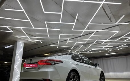 Toyota Camry, 2021 год, 3 250 000 рублей, 5 фотография