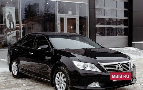 Toyota Camry, 2012 год, 1 950 000 рублей, 3 фотография