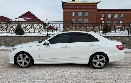 Mercedes-Benz E-Класс, 2012 год, 1 840 000 рублей, 2 фотография