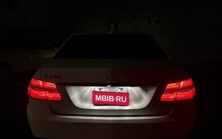 Mercedes-Benz E-Класс, 2012 год, 1 840 000 рублей, 31 фотография