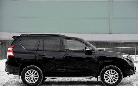 Toyota Land Cruiser Prado 150 рестайлинг 2, 2015 год, 3 850 000 рублей, 6 фотография