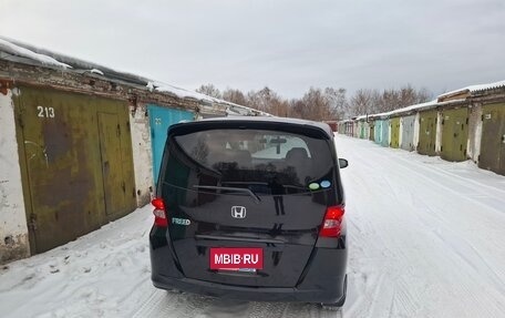 Honda Freed I, 2008 год, 950 000 рублей, 3 фотография