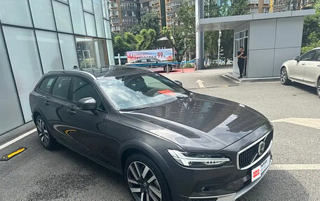 Volvo V90 II, 2022 год, 3 400 000 рублей, 6 фотография