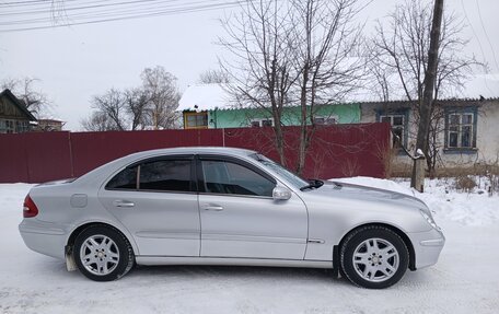 Mercedes-Benz E-Класс, 2004 год, 850 000 рублей, 6 фотография