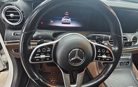 Mercedes-Benz E-Класс, 2018 год, 6 000 000 рублей, 13 фотография
