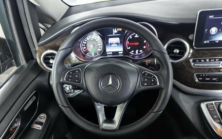 Mercedes-Benz V-Класс, 2014 год, 3 145 000 рублей, 15 фотография