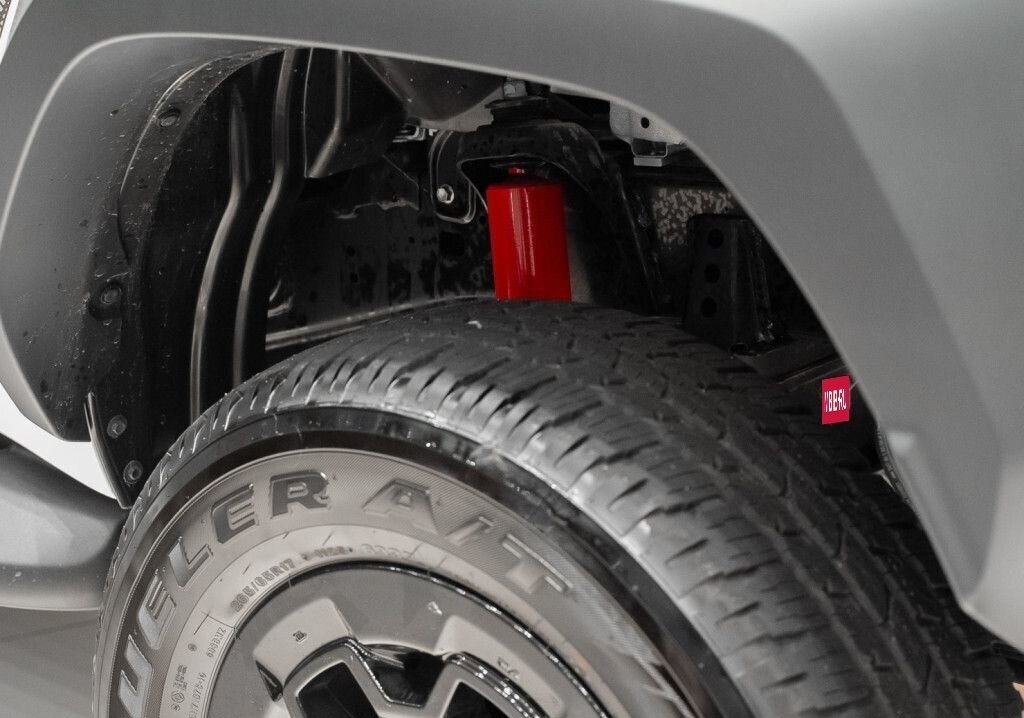 Toyota Hilux, 2024 год, 7 100 000 рублей, 3 фотография