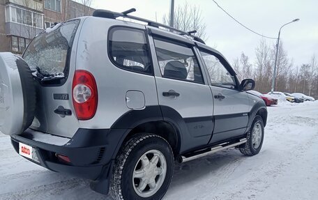 Chevrolet Niva I рестайлинг, 2011 год, 430 000 рублей, 15 фотография