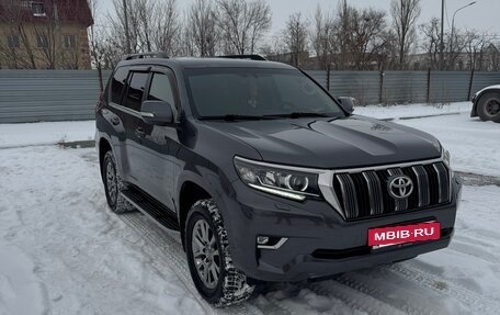 Toyota Land Cruiser Prado 150 рестайлинг 2, 2018 год, 7 500 000 рублей, 6 фотография