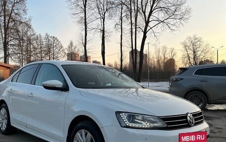 Volkswagen Jetta VI, 2016 год, 1 680 000 рублей, 8 фотография