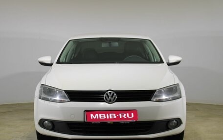 Volkswagen Jetta VI, 2013 год, 999 000 рублей, 2 фотография