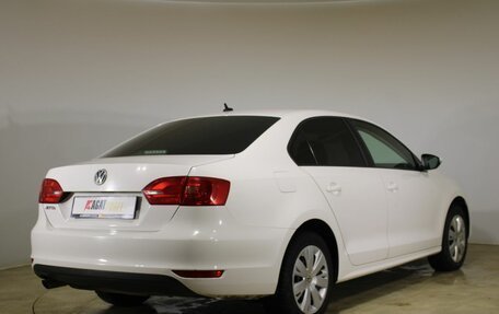 Volkswagen Jetta VI, 2013 год, 999 000 рублей, 5 фотография