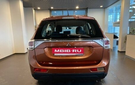 Mitsubishi Outlander III рестайлинг 3, 2012 год, 1 300 000 рублей, 4 фотография