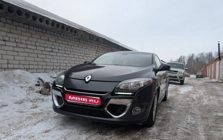 Renault Megane III, 2012 год, 800 000 рублей, 1 фотография