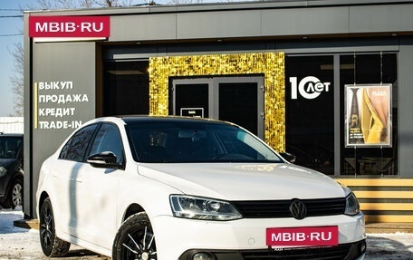 Volkswagen Jetta VI, 2014 год, 1 039 000 рублей, 2 фотография