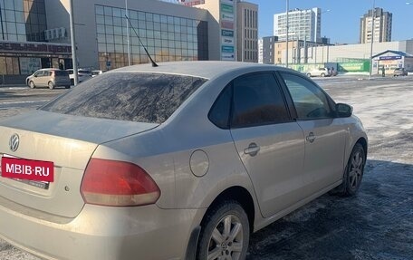 Volkswagen Polo VI (EU Market), 2011 год, 750 000 рублей, 4 фотография