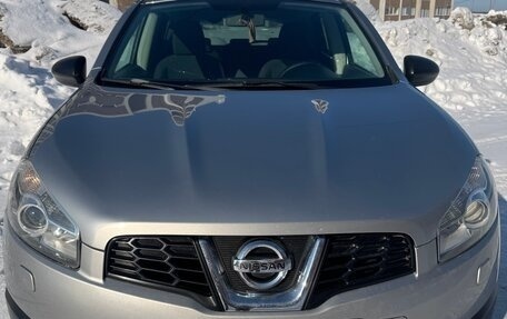 Nissan Qashqai, 2010 год, 860 000 рублей, 3 фотография