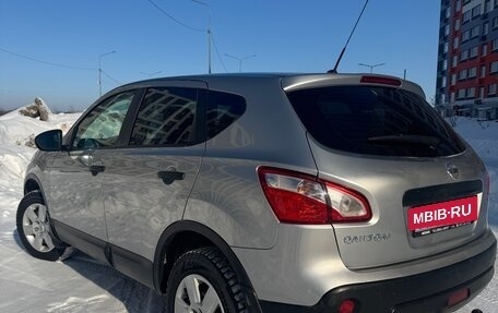 Nissan Qashqai, 2010 год, 860 000 рублей, 4 фотография