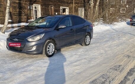 Hyundai Solaris II рестайлинг, 2013 год, 589 000 рублей, 1 фотография