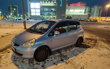 Honda Fit III, 2002 год, 430 000 рублей, 2 фотография