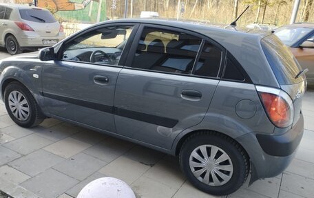 KIA Rio II, 2006 год, 620 000 рублей, 2 фотография