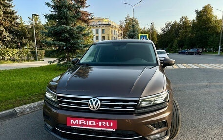 Volkswagen Tiguan II, 2017 год, 2 350 000 рублей, 21 фотография