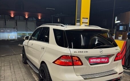 Mercedes-Benz M-Класс, 2012 год, 2 500 000 рублей, 4 фотография