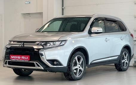 Mitsubishi Outlander III рестайлинг 3, 2019 год, 2 280 000 рублей, 1 фотография