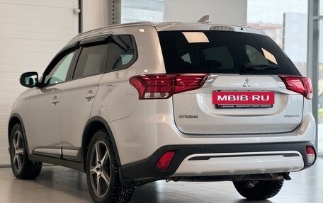 Mitsubishi Outlander III рестайлинг 3, 2019 год, 2 280 000 рублей, 8 фотография