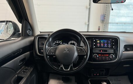 Mitsubishi Outlander III рестайлинг 3, 2019 год, 2 280 000 рублей, 27 фотография