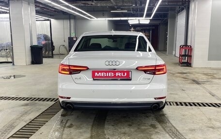 Audi A4, 2015 год, 2 400 000 рублей, 5 фотография