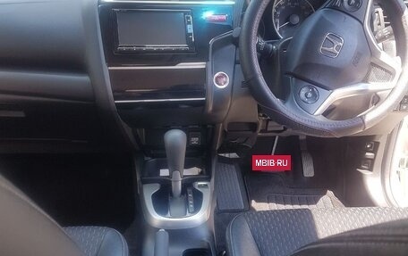 Honda Fit III, 2017 год, 1 190 000 рублей, 4 фотография