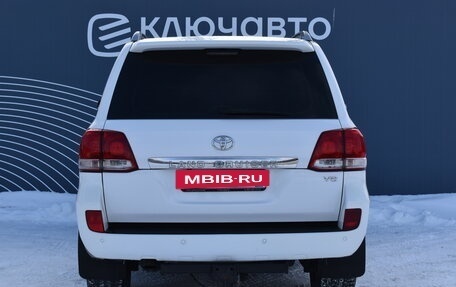 Toyota Land Cruiser 200, 2011 год, 2 890 000 рублей, 4 фотография