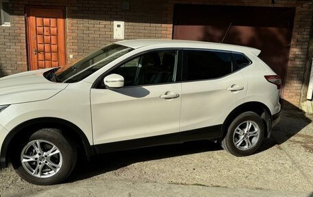 Nissan Qashqai, 2014 год, 1 630 000 рублей, 3 фотография