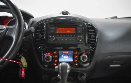 Nissan Juke II, 2013 год, 899 000 рублей, 10 фотография