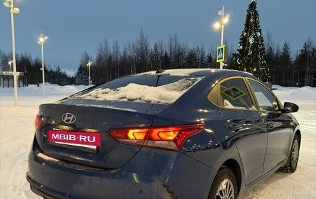 Hyundai Solaris II рестайлинг, 2021 год, 1 915 000 рублей, 4 фотография