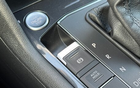 Volkswagen Tiguan II, 2019 год, 2 680 000 рублей, 23 фотография