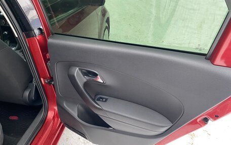 Volkswagen Polo VI (EU Market), 2012 год, 720 000 рублей, 14 фотография