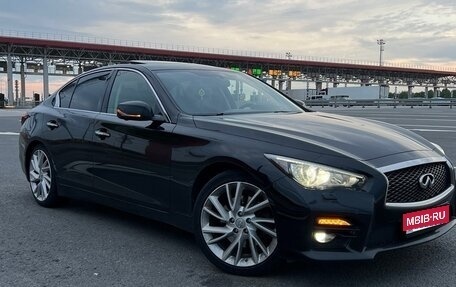 Infiniti Q50 I рестайлинг, 2014 год, 2 350 000 рублей, 11 фотография