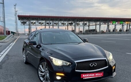 Infiniti Q50 I рестайлинг, 2014 год, 2 350 000 рублей, 10 фотография